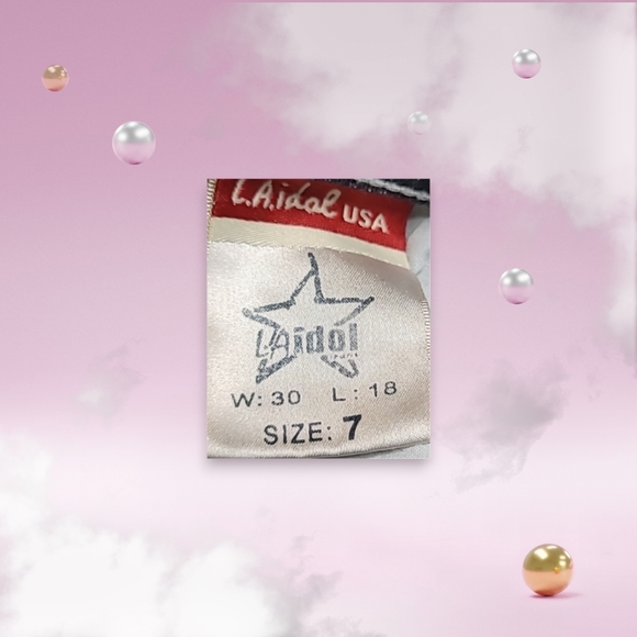 LA IDOL Capri L.A. Idol USA Jeweled Capri's Jeans size 7 - Picture 9 of 9